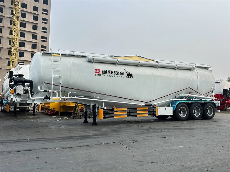نیمه تریلر 60T تانکر پودری با محور BPW